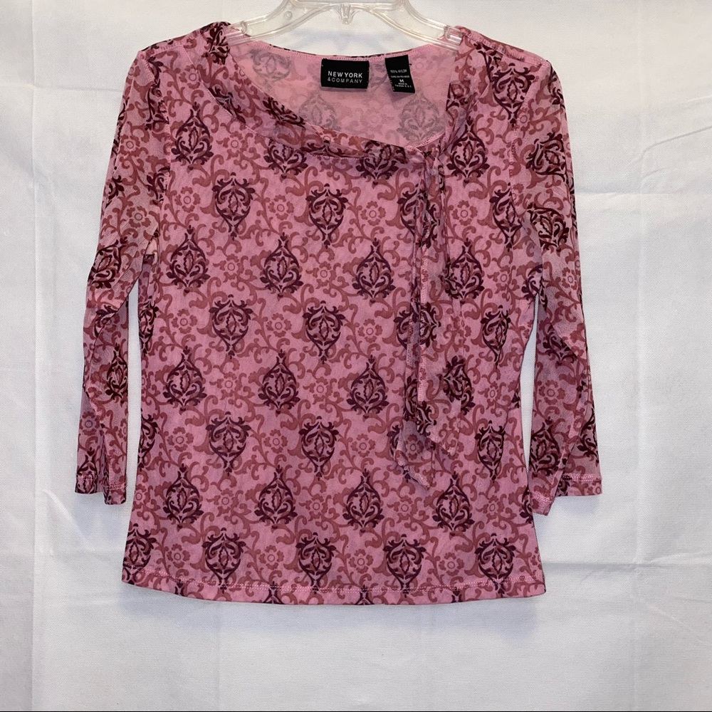 New York & Company 3/4 Length Sleeve Pink Pattern Blouse - Medium